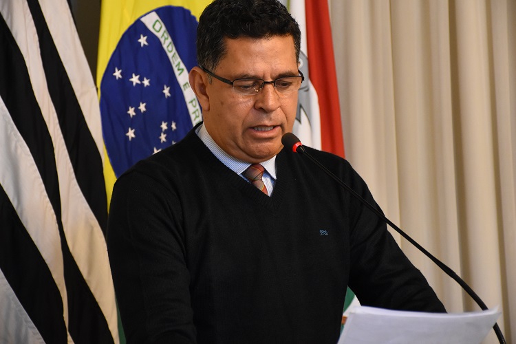 Zé Castro: 