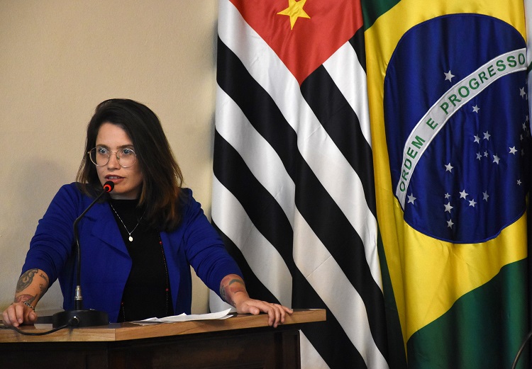 Vereadora sugeriu também alterações no trânsito da Rua Sebastião Silveira Franco, na Vila Constituição