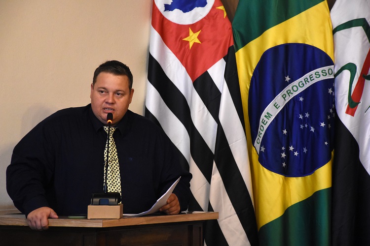 Vitor apela a governador por continuidade da licitação de reforma da SP-201