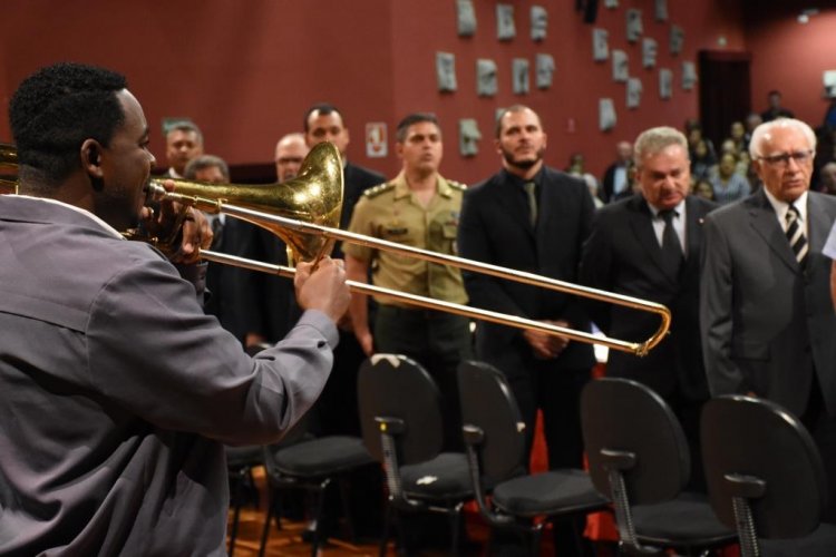Solenidade realizada na última quinta-feira (27/07) teve sete homenageados