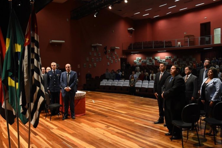 Solenidade ocorreu na noite da última quinta-feira (26)