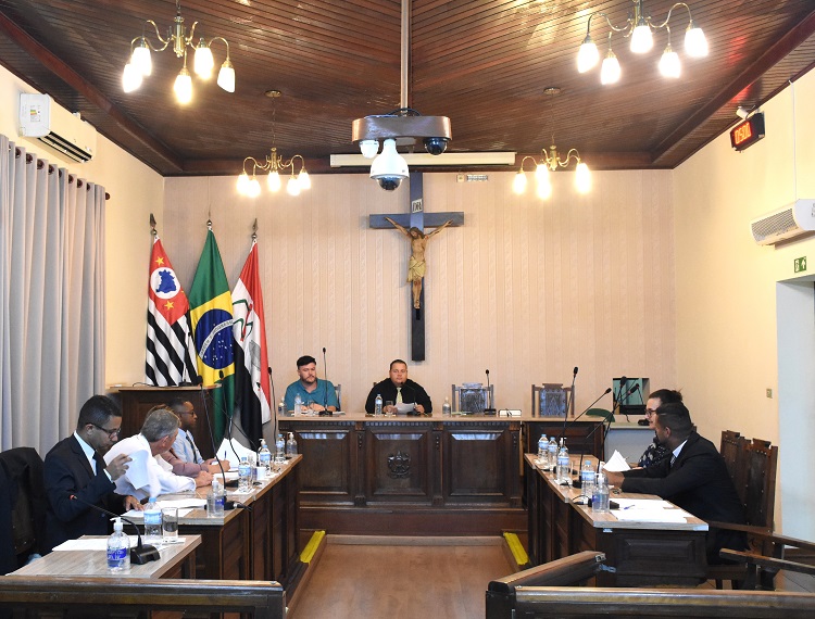 Na pauta, o projeto de lei nº 134/2023, de autoria do Executivo, para aquisição de duas vans adaptadas