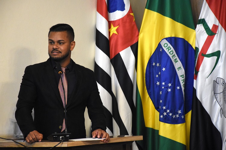 Sugestão de projeto de lei do vereador tem como alvo famílias em situação de emergência habitacional