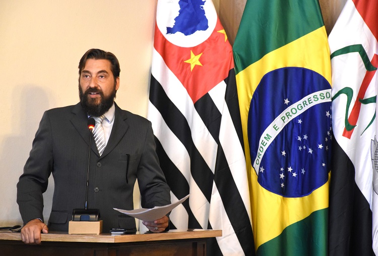 Integração de alunos e corpo docente é um dos objetivos do vereador com sugestão de projeto de lei ao Executivo