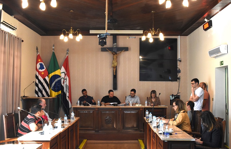 Outros nove projetos de remanejamento de emendas impositivas foram aprovados em sessão extraordinária na manhã de ontem (06)