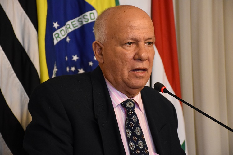 Vick: sem resposta do Executivo até o momento