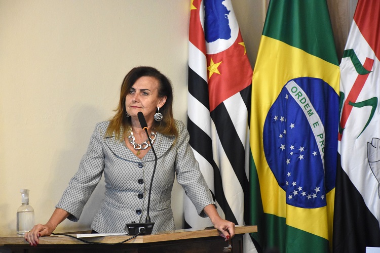 Vereadora sugeriu criação de posto fixo para doação de sangue e entrega domiciliar de insumos médicos